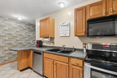 386 Gorham Road Scarborough ME 04074