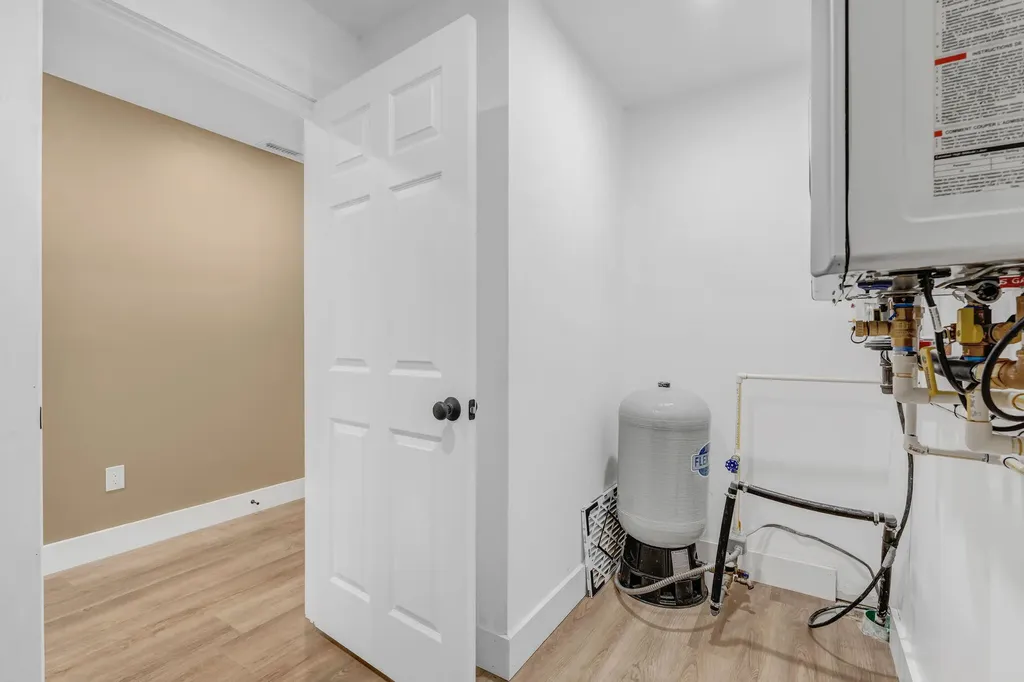 5 Oldham Road Saint Albans ME 04971