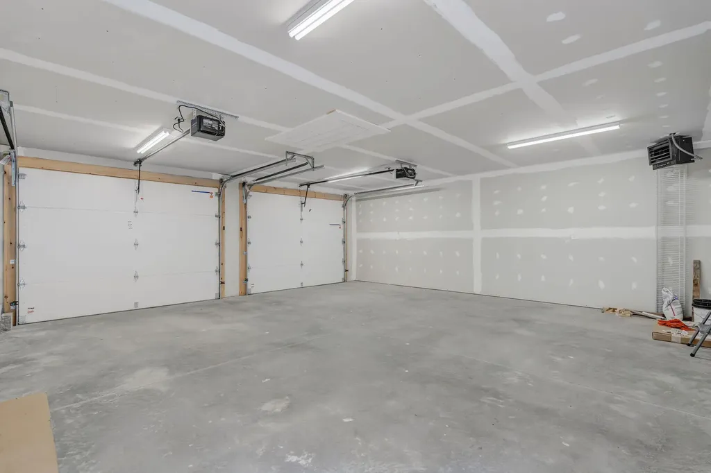 5 Oldham Road Saint Albans ME 04971