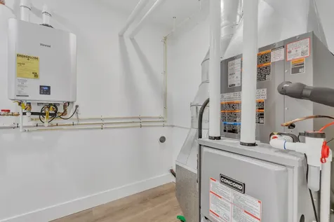 5 Oldham Road Saint Albans ME 04971