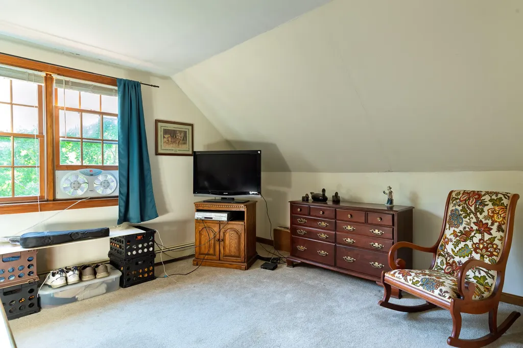 217 W Old County Road Newcastle ME 04553