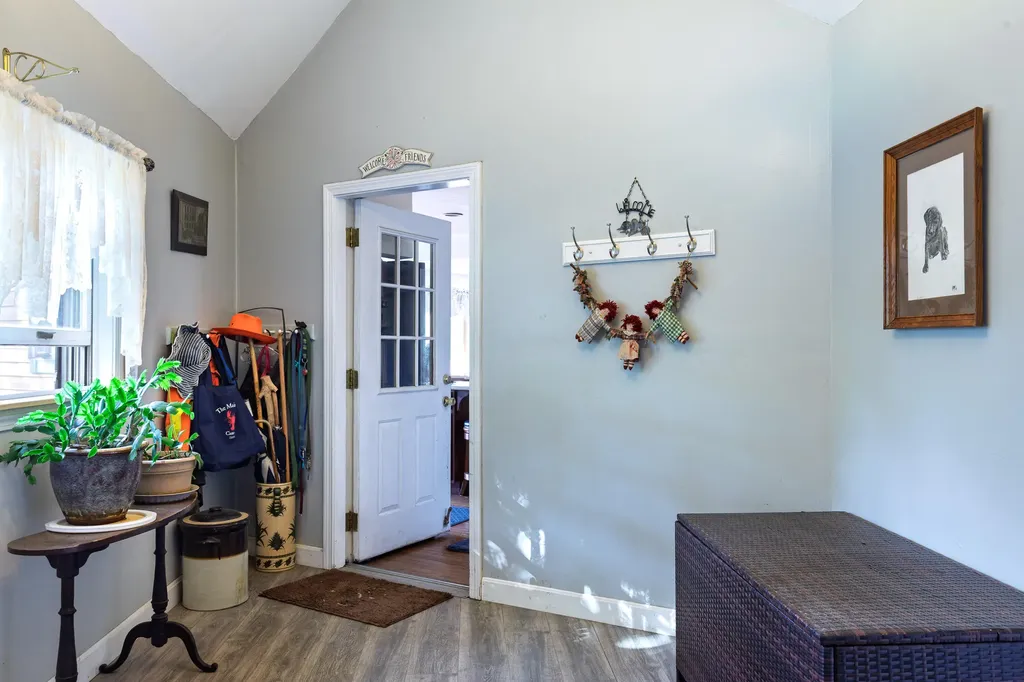 217 W Old County Road Newcastle ME 04553