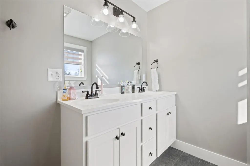 1197 Western Avenue Hampden ME 04444