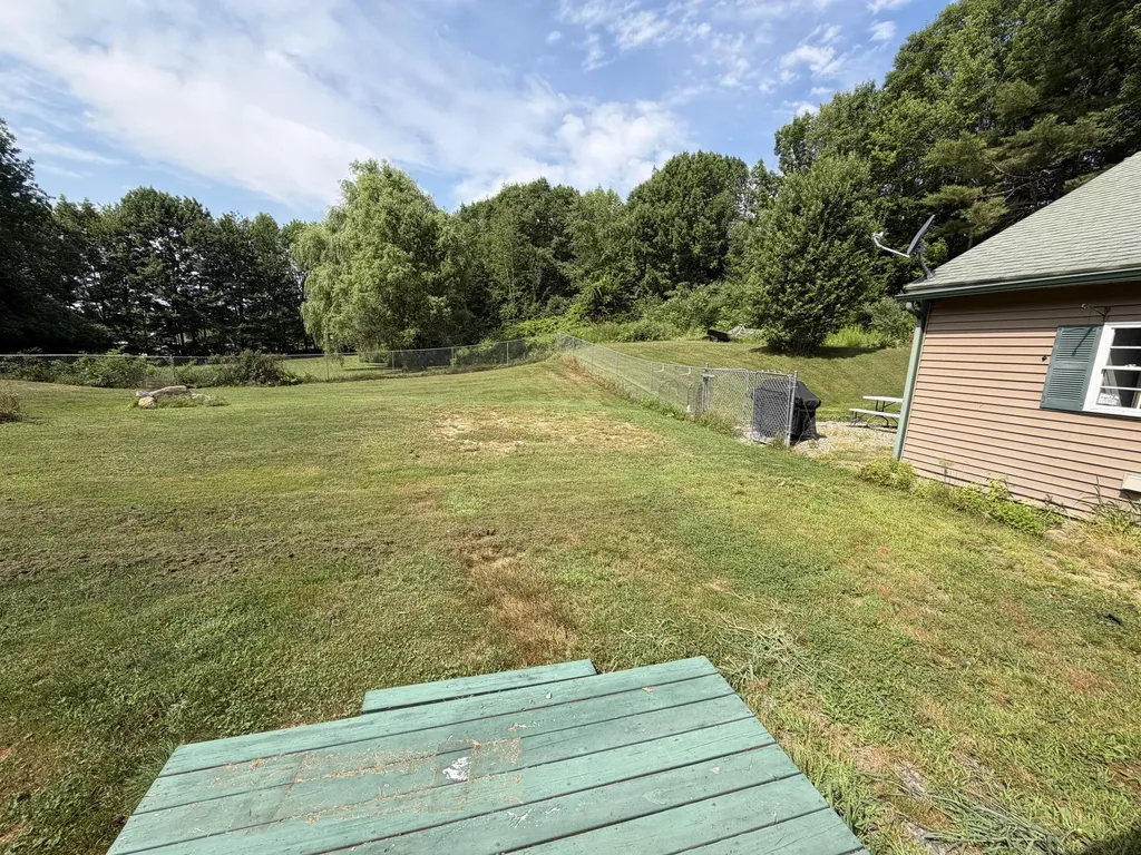 119 Avenue Road Wales ME 04280