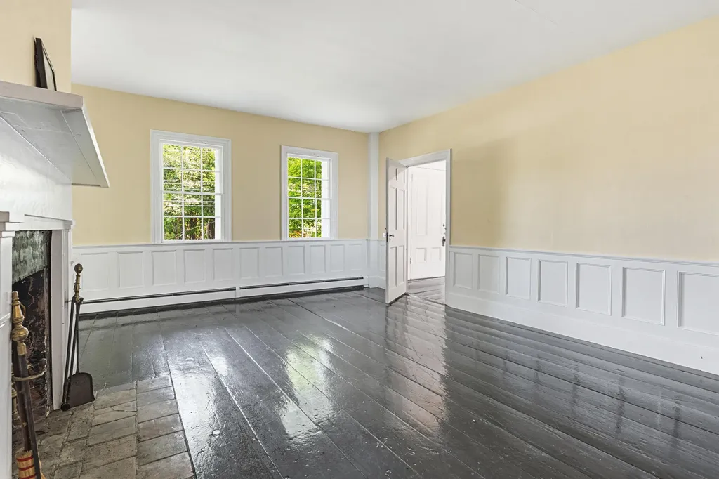 83 Bath Road Wiscasset ME 04578