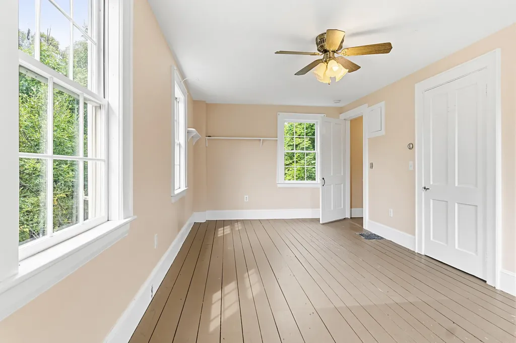 83 Bath Road Wiscasset ME 04578
