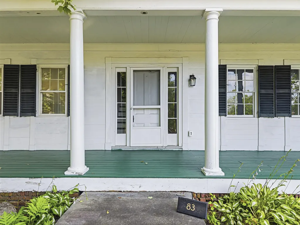 83 Bath Road Wiscasset ME 04578