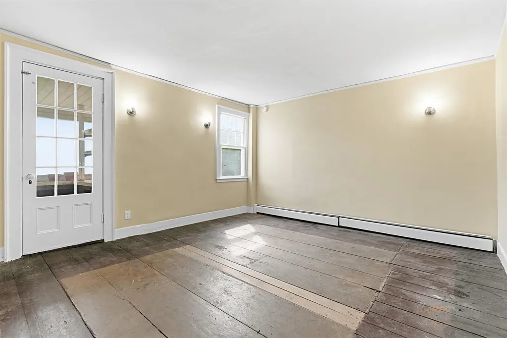 83 Bath Road Wiscasset ME 04578