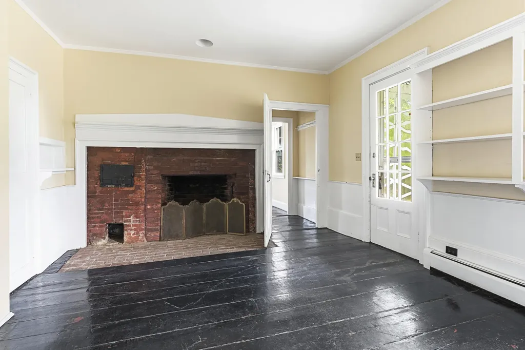 83 Bath Road Wiscasset ME 04578