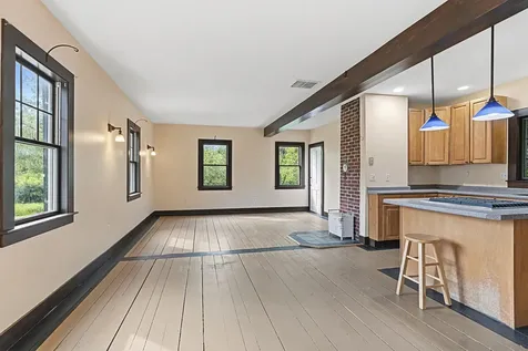 83 Bath Road Wiscasset ME 04578
