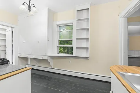 83 Bath Road Wiscasset ME 04578