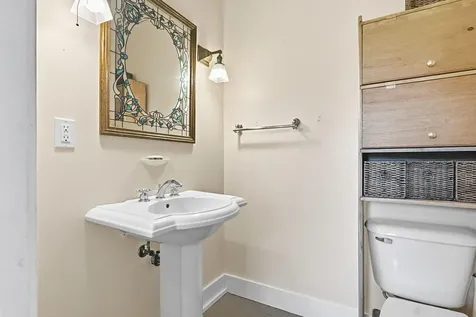 83 Bath Road Wiscasset ME 04578