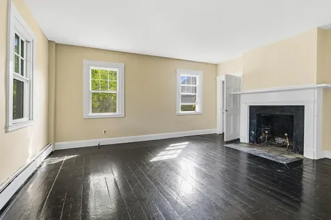 83 Bath Road Wiscasset ME 04578
