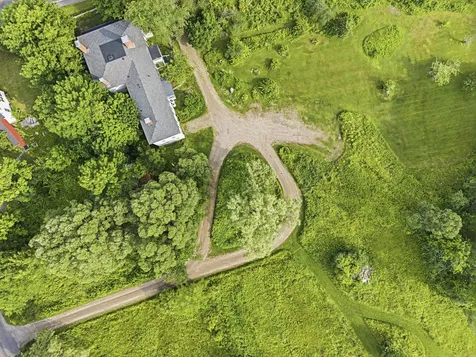 83 Bath Road Wiscasset ME 04578