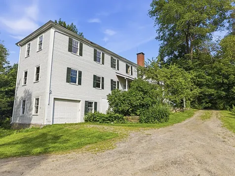 83 Bath Road Wiscasset ME 04578