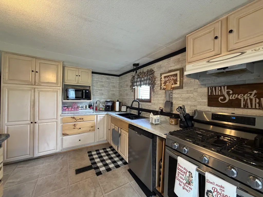 1245 Ward Hill Road Plymouth ME 04969