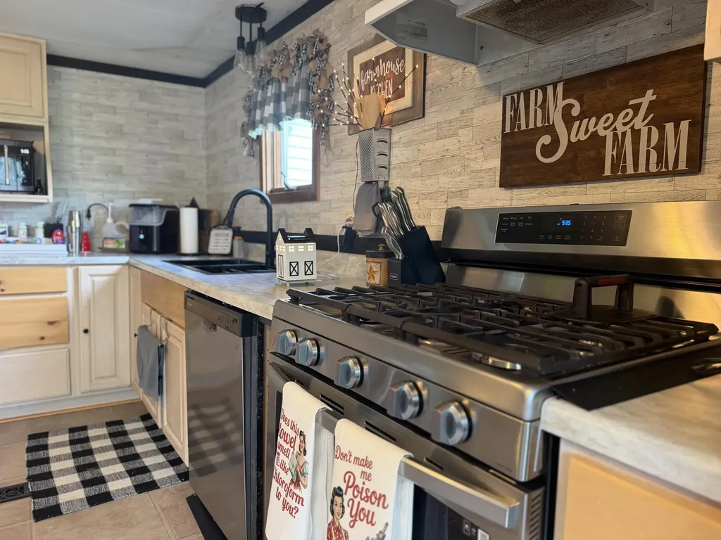 1245 Ward Hill Road Plymouth ME 04969
