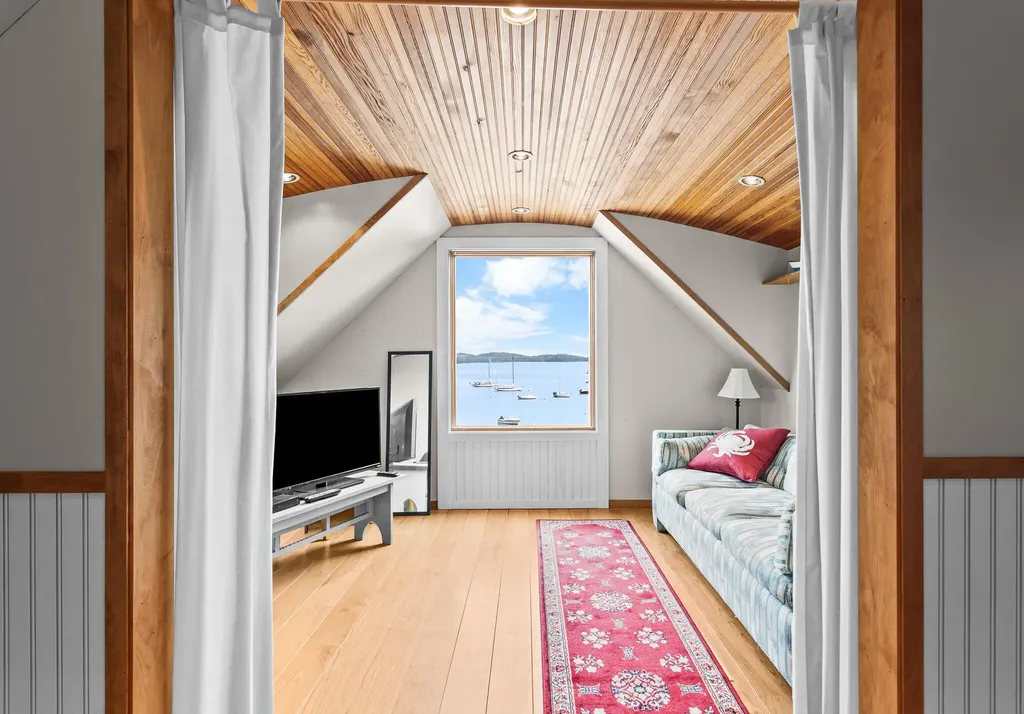 94 Water Street Castine ME 04421