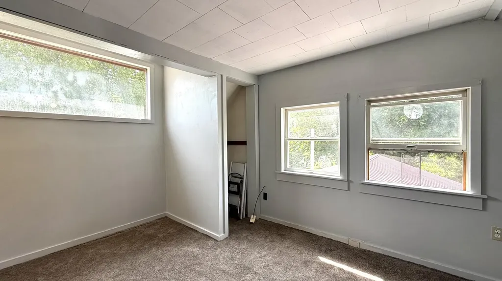 69 Liberty Street Dexter ME 04930