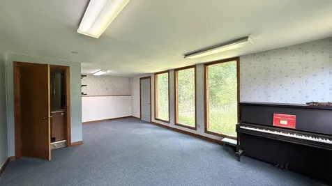 69 Liberty Street Dexter ME 04930