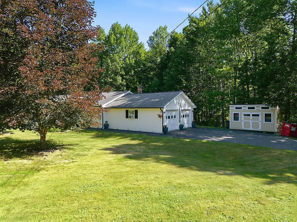 692 Irish Road Levant ME 04456