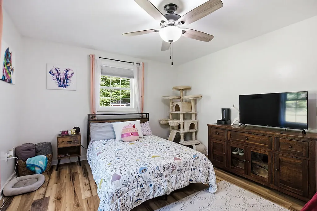 692 Irish Road Levant ME 04456