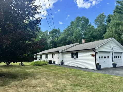 692 Irish Road Levant ME 04456