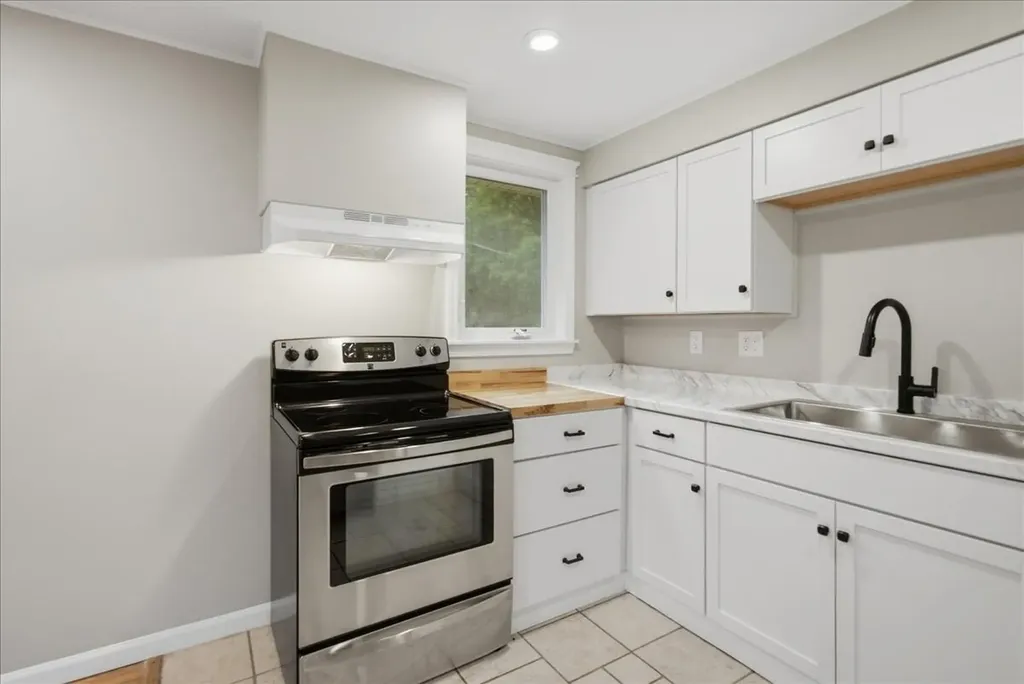 12 Reid Street Lisbon ME 04250