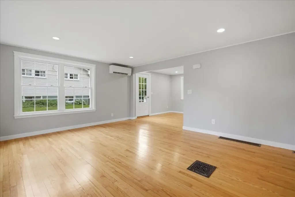 12 Reid Street Lisbon ME 04250