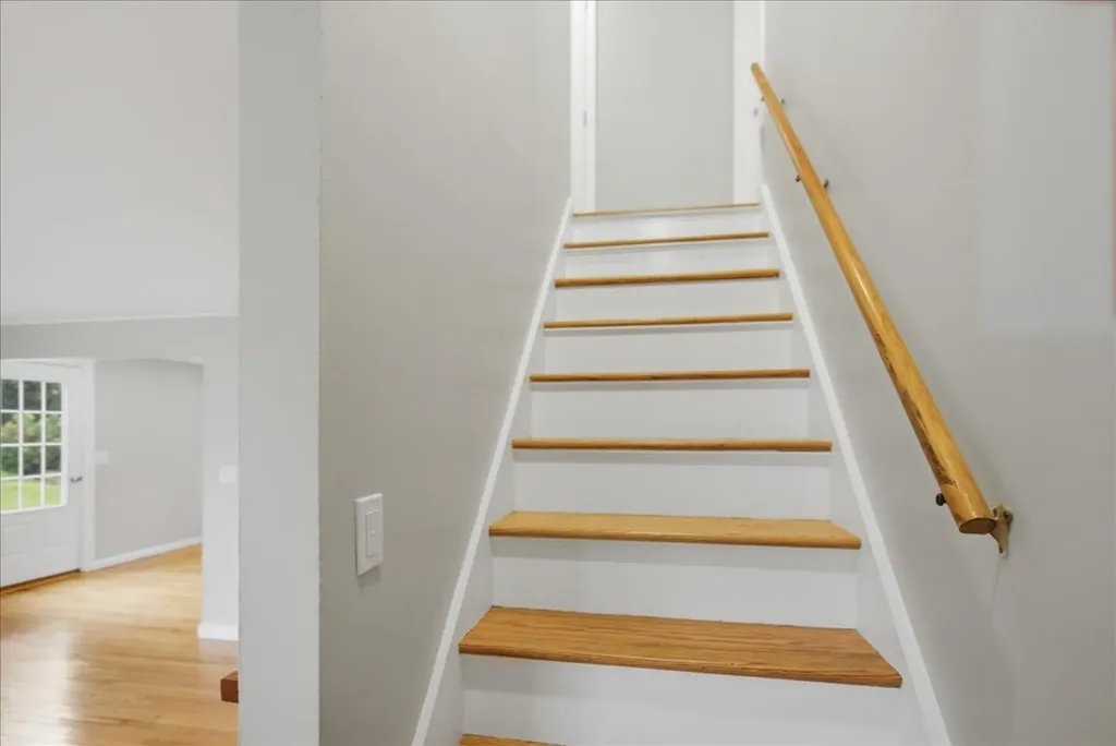 12 Reid Street Lisbon ME 04250