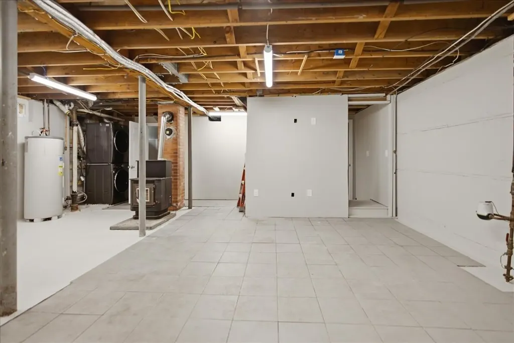 12 Reid Street Lisbon ME 04250