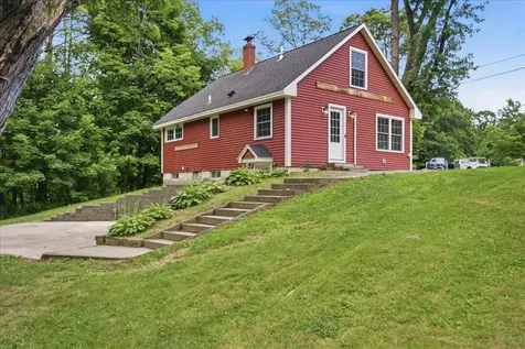 12 Reid Street Lisbon ME 04250