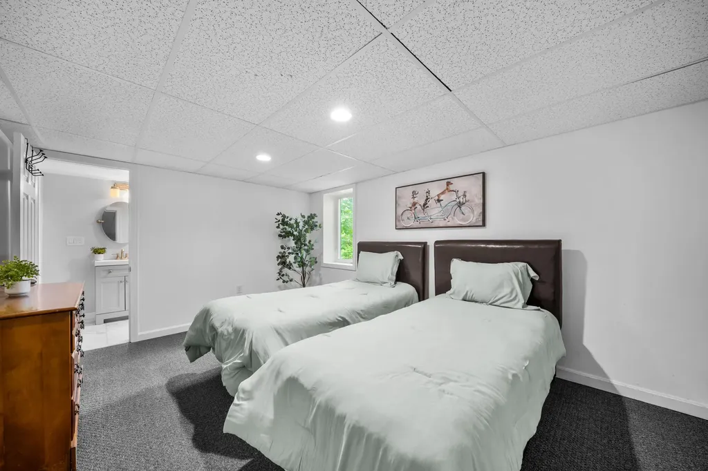 5 Camden Avenue York ME 03909