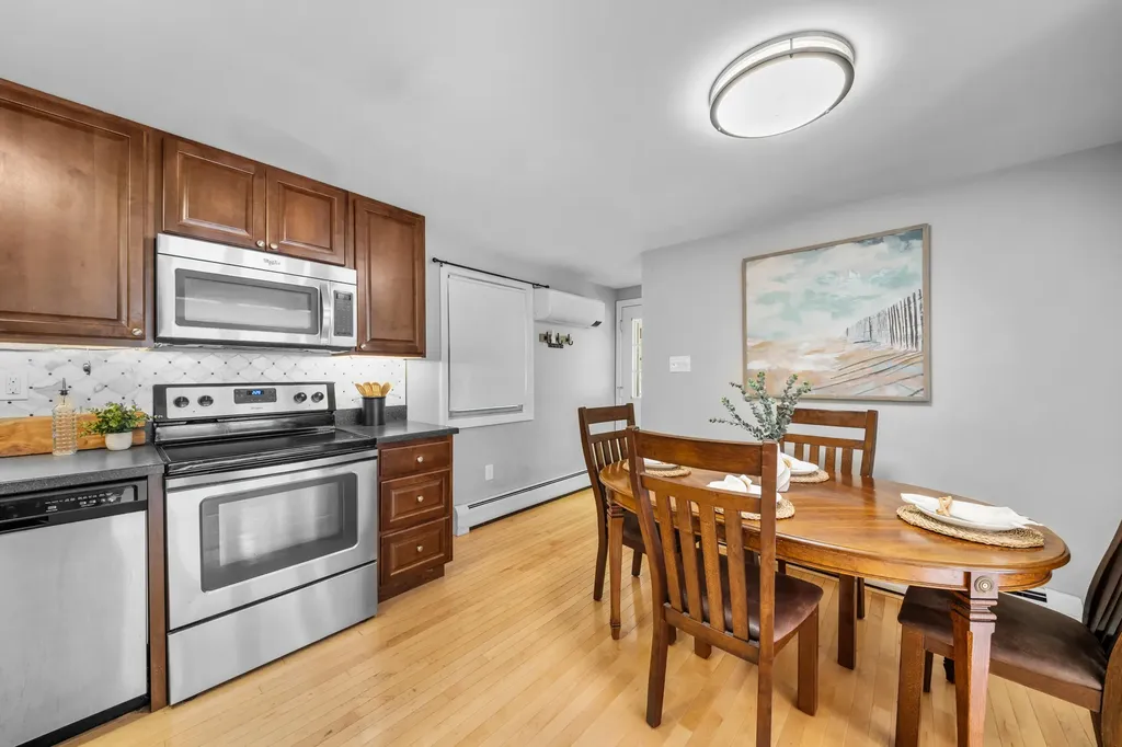 5 Camden Avenue York ME 03909