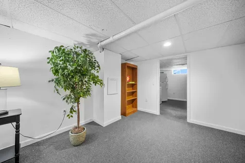 5 Camden Avenue York ME 03909