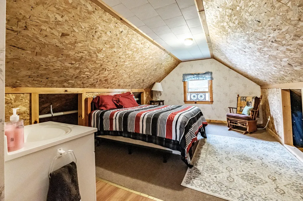 91 E Bethel Road Bethel ME 04217