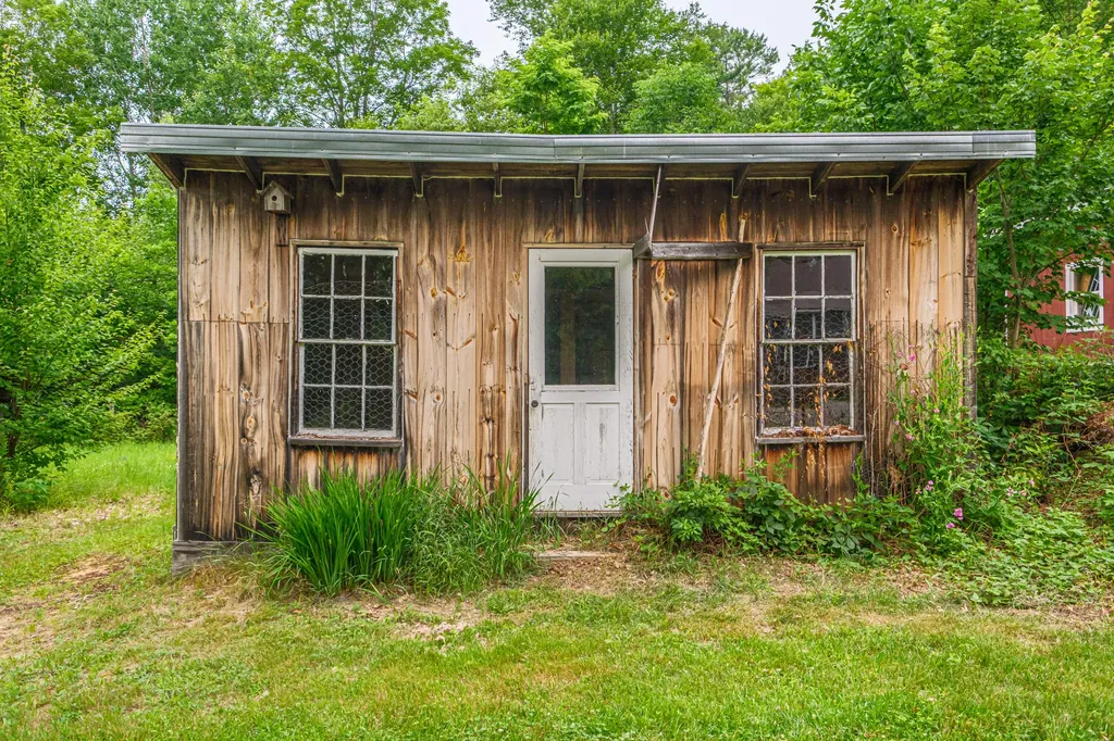 91 E Bethel Road Bethel ME 04217
