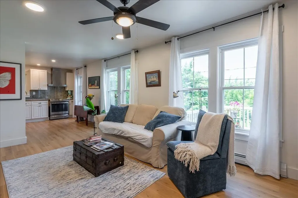 9 Oak Street Camden ME 04843