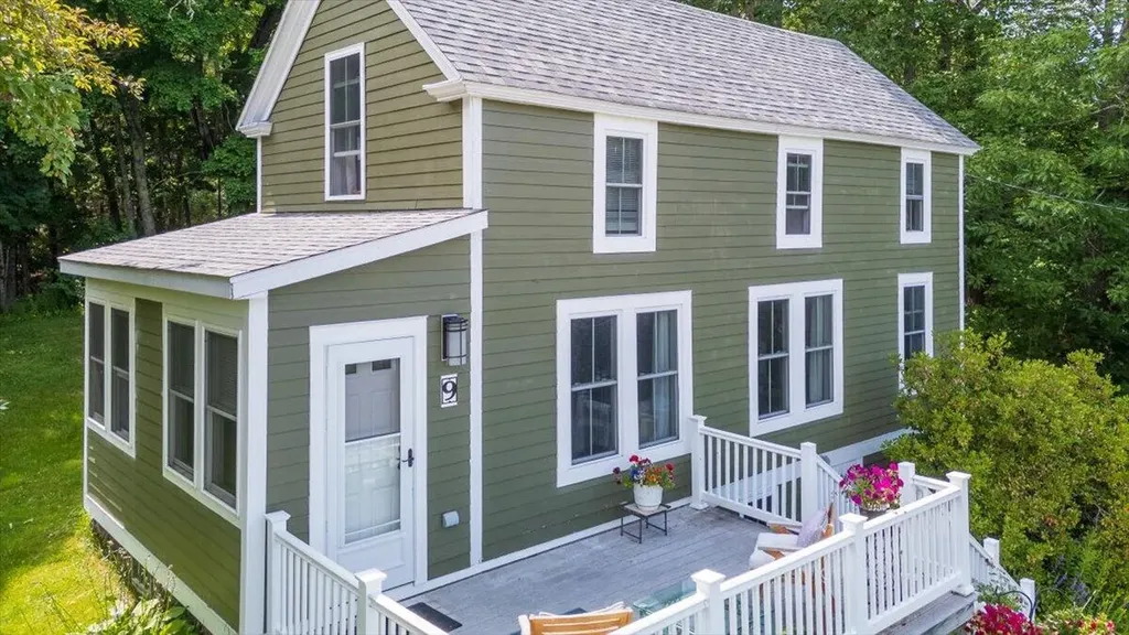 9 Oak Street Camden ME 04843