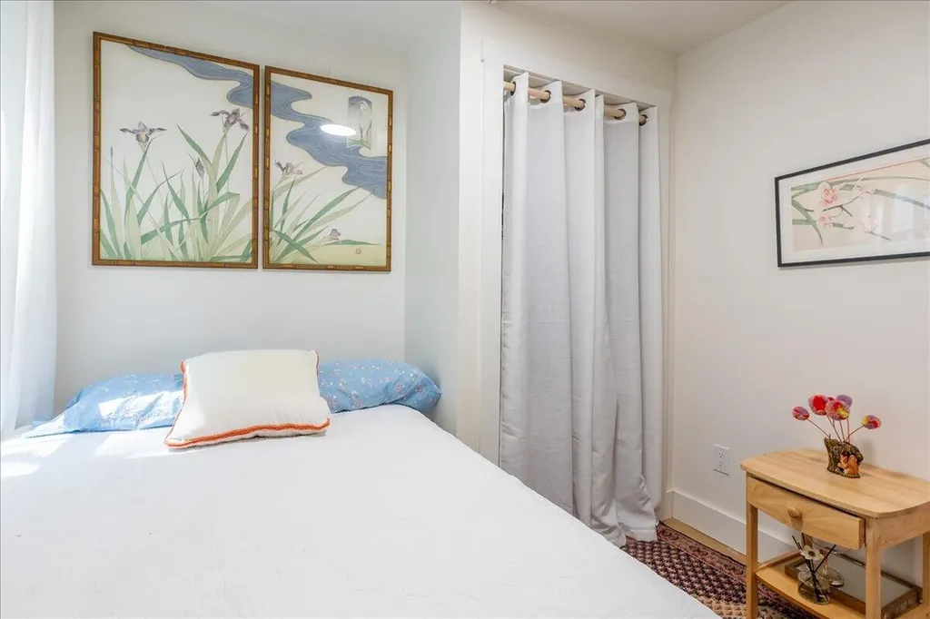9 Oak Street Camden ME 04843