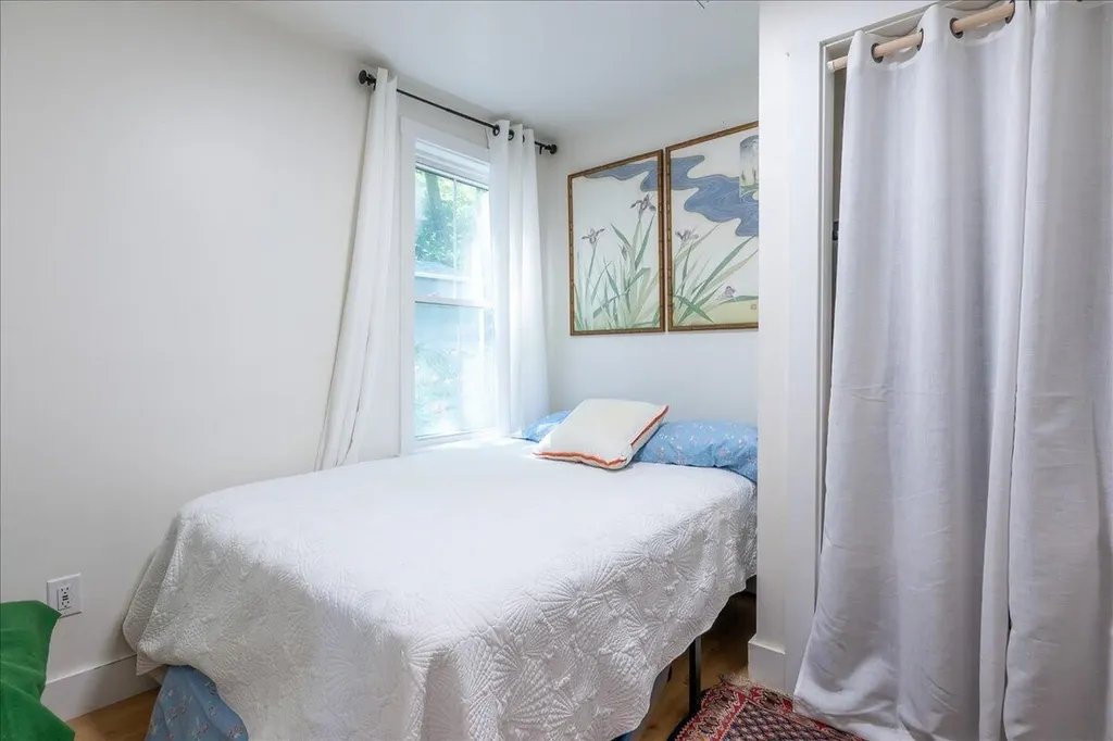 9 Oak Street Camden ME 04843