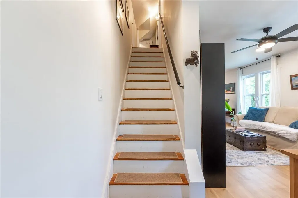 9 Oak Street Camden ME 04843