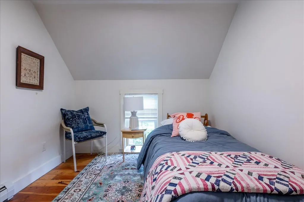 9 Oak Street Camden ME 04843