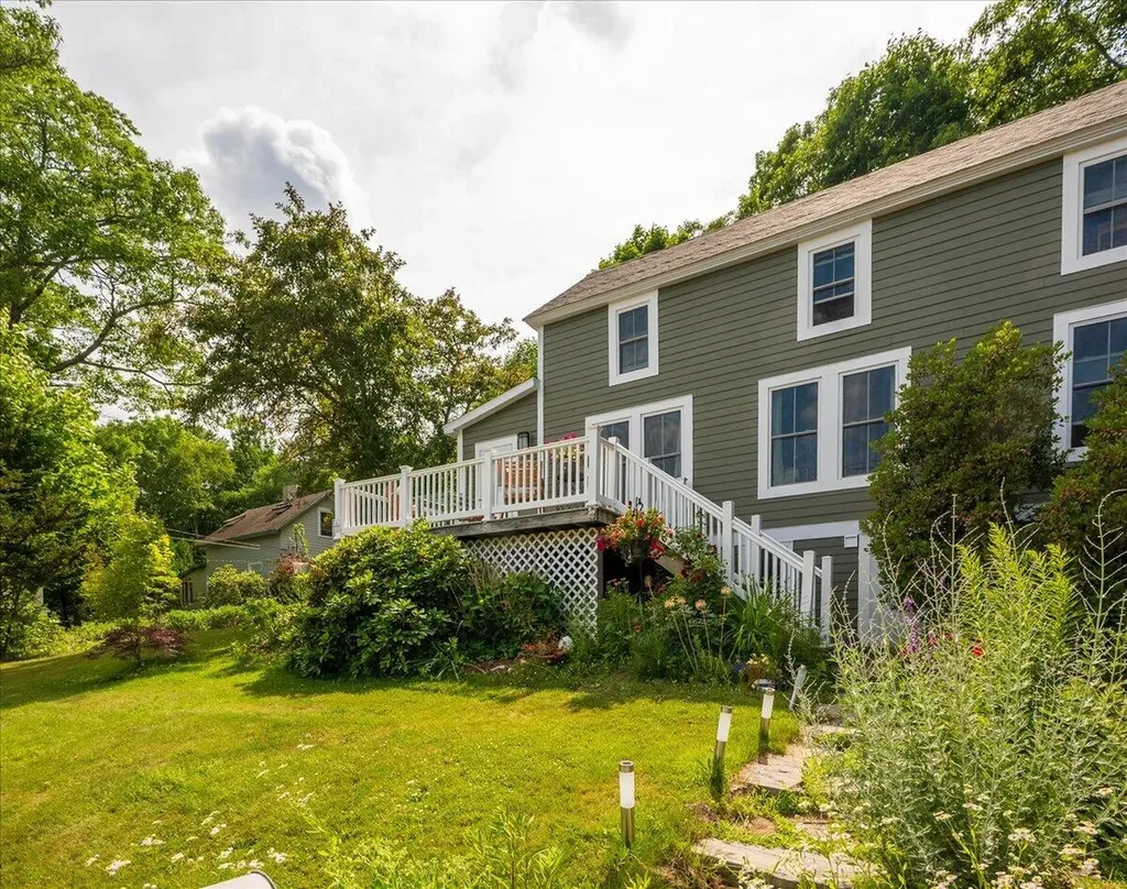 9 Oak Street Camden ME 04843