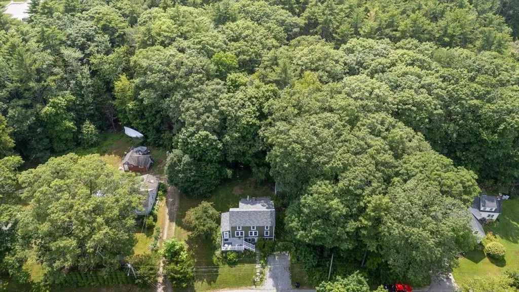 9 Oak Street Camden ME 04843