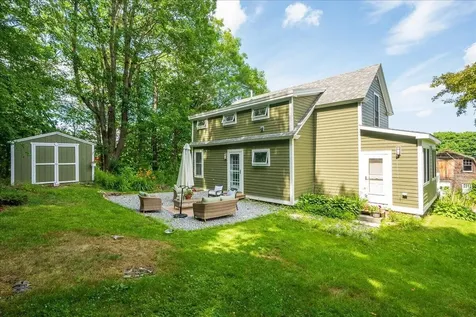 9 Oak Street Camden ME 04843