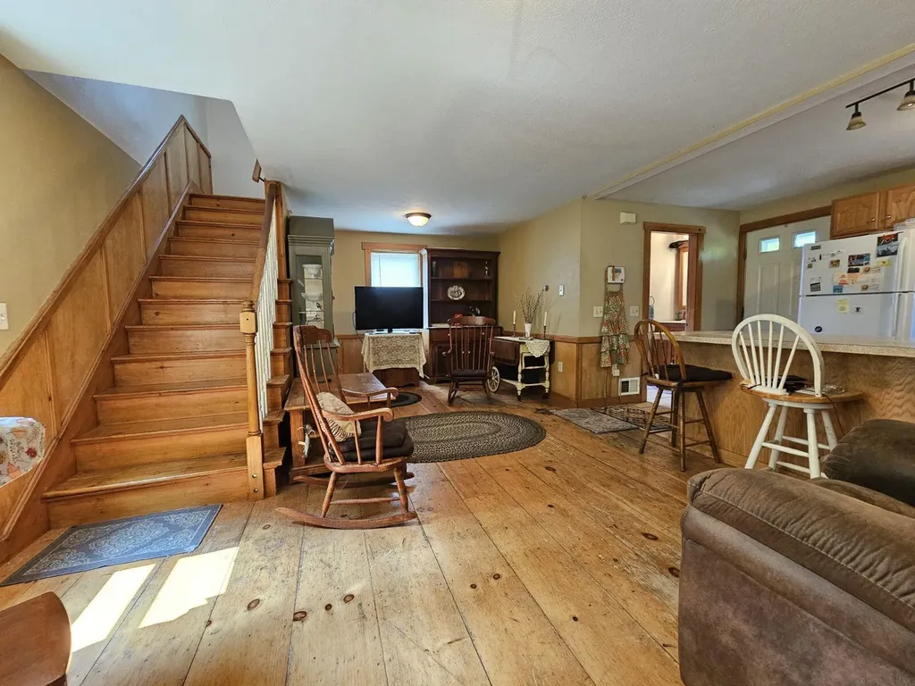 9 Home Street Sanford ME 04073