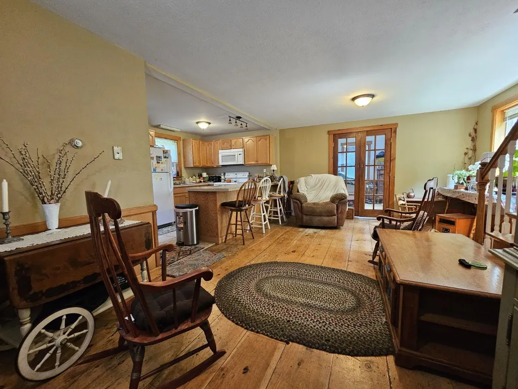 9 Home Street Sanford ME 04073