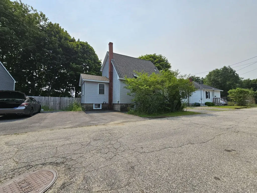 9 Home Street Sanford ME 04073