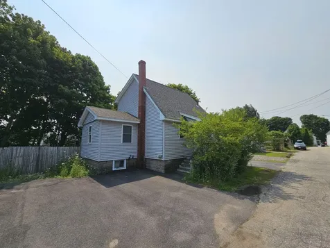 9 Home Street Sanford ME 04073